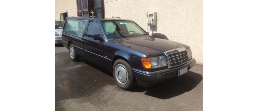 Mercedes E124 250TD Blue